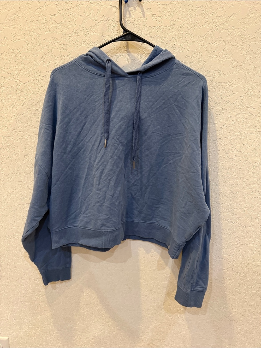 Women's Washed Blue Cropped Hoodie Sweatshirt